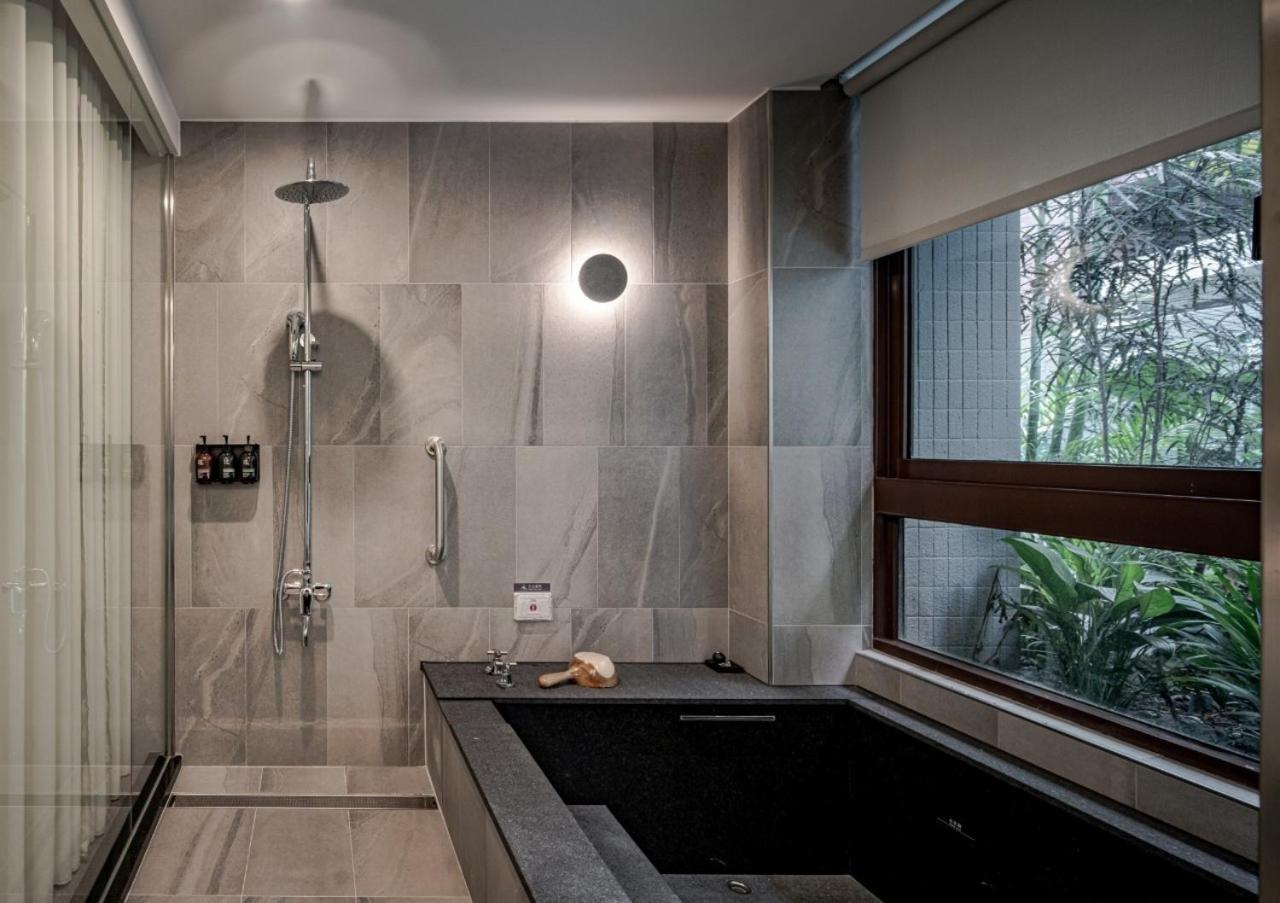 Crownshine Resort Jiaoxi Kamer foto