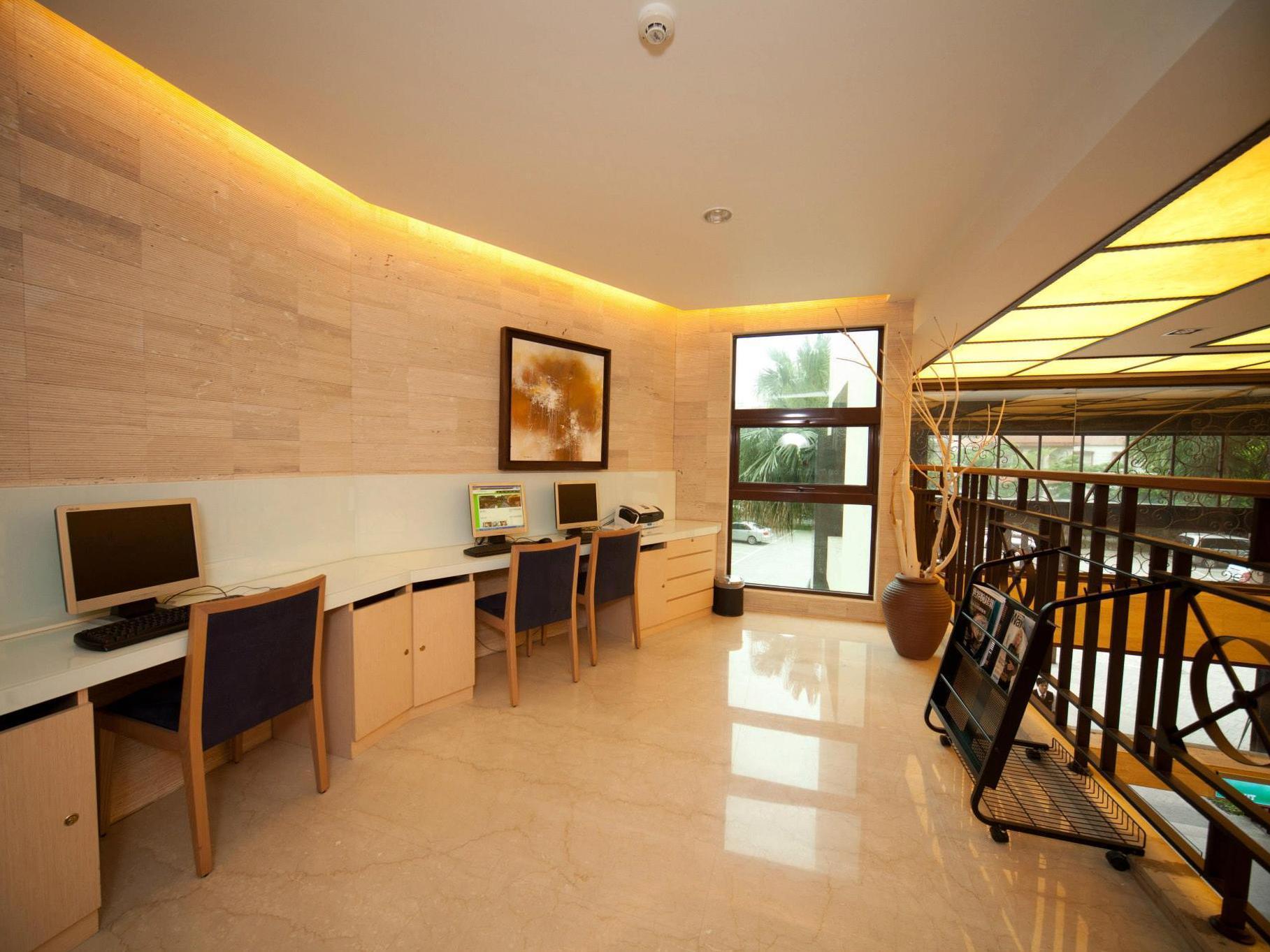 Crownshine Resort Jiaoxi Buitenkant foto